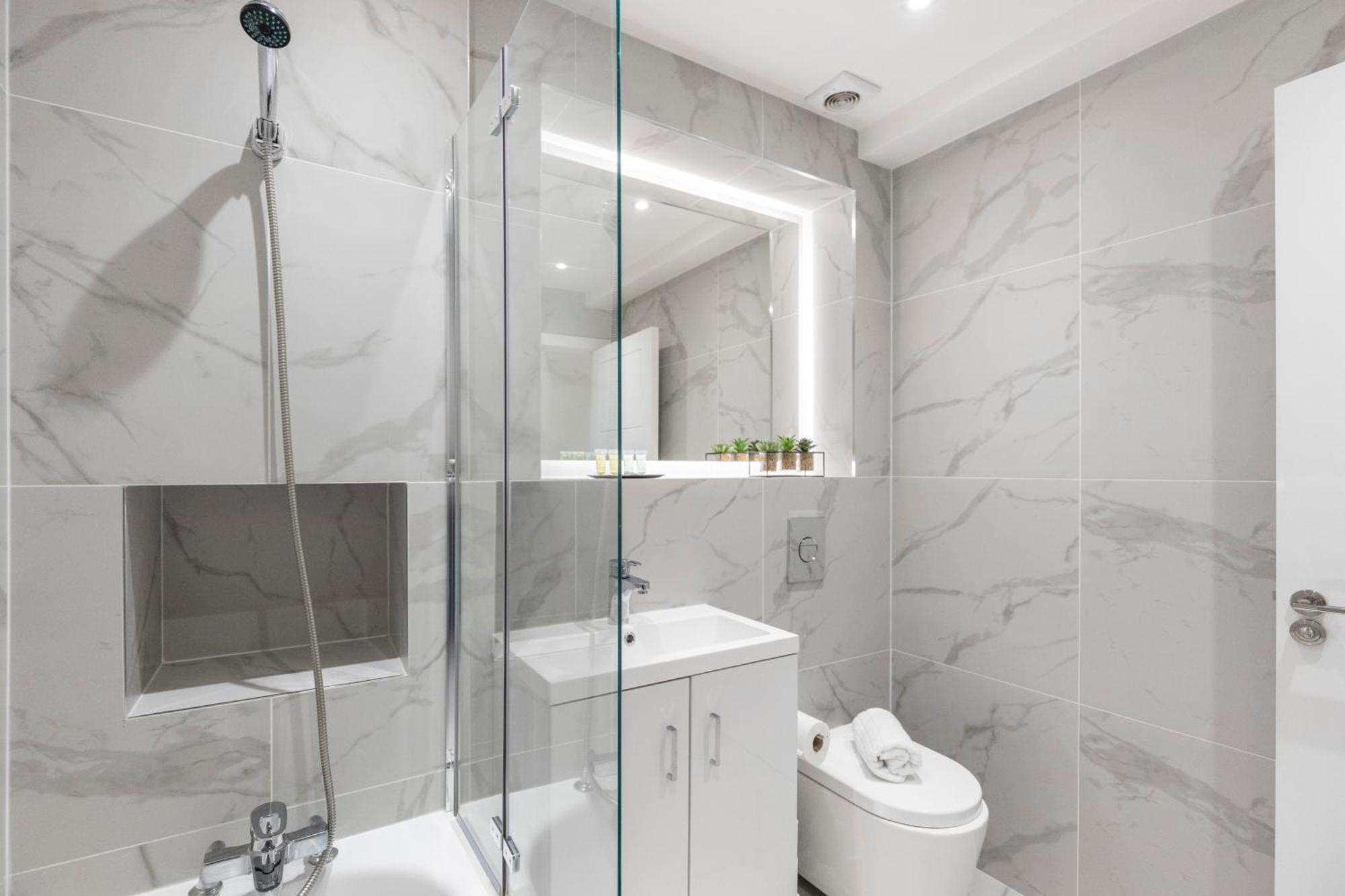 Bright And Spacious Apartment - Excellent Location ロンドン エクステリア 写真